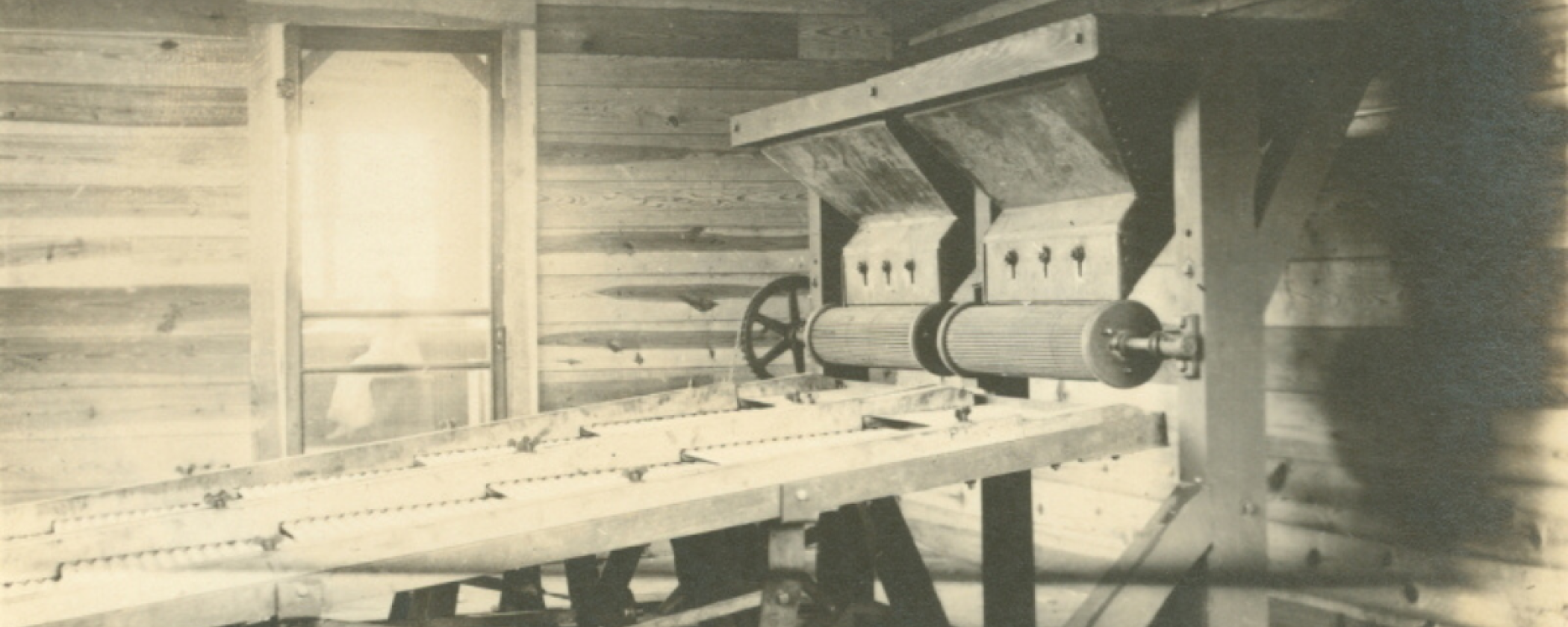 Artifact highlight grease table Arkansas State Parks
